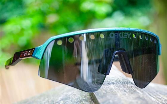 Innovative Design: How Oakley Sunglasses Blend Style and Function